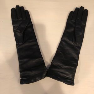 Barneys New York Black Leather Gloves